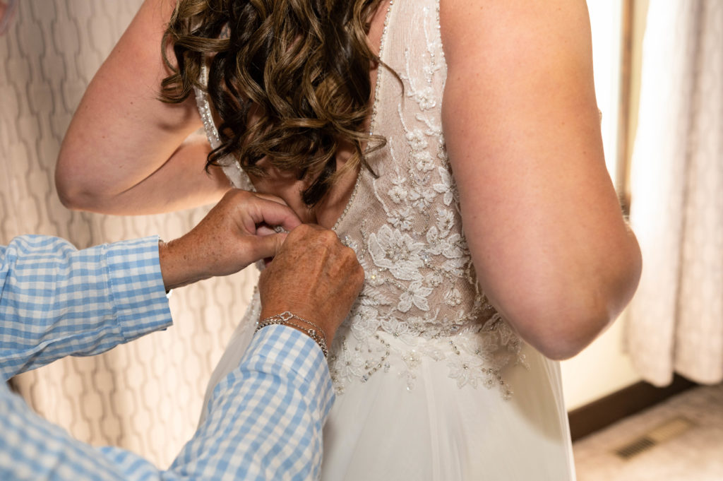 St Cloud Wedding Photograplhy St Cloud Minnesota Baackyard Wedding 5