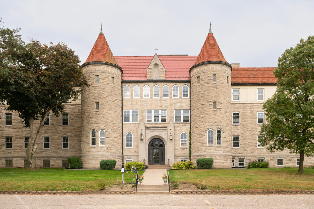 St Cloud Mn Wedding Photography Villa Maria Frontenac (1 Of 26)