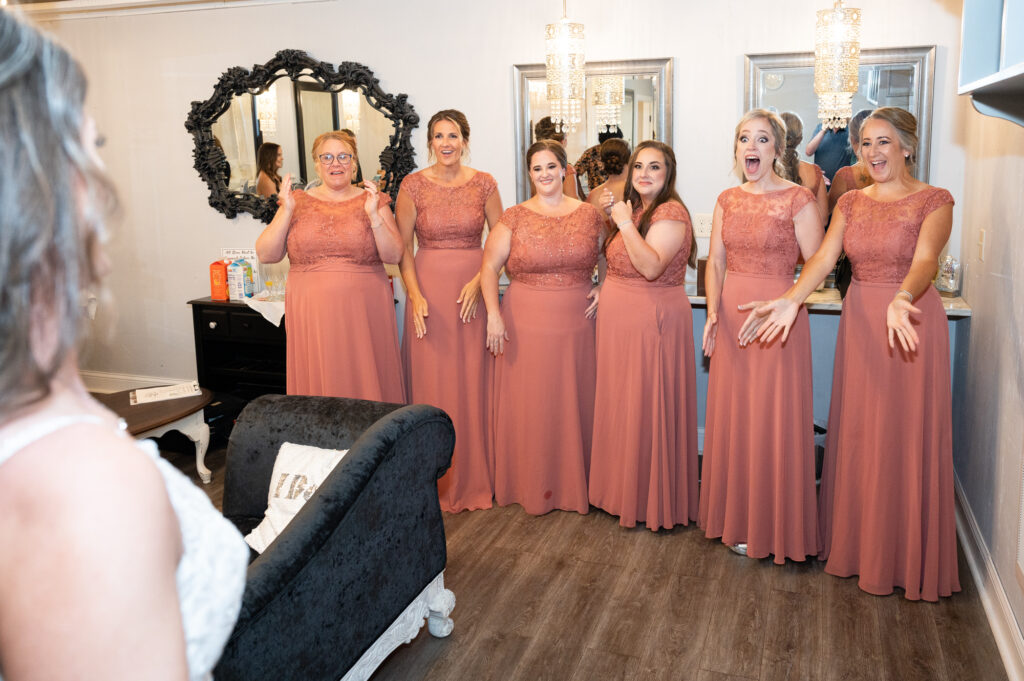 Grands At Mulligans Sunset Mirror Son Daughter Wedding 7