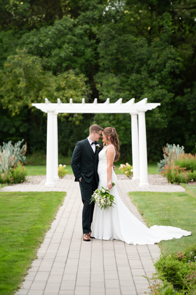 St Cloud Wedding Grands Mom Daughter Antiques 17