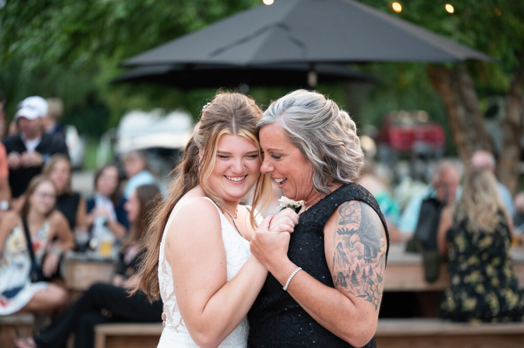 St Cloud Wedding Grands Mom Daughter Antiques 32